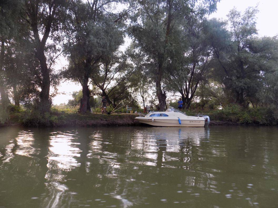 Pachete Pescuit in Delta Dunarii Crisan Pensiunea Ovidiu