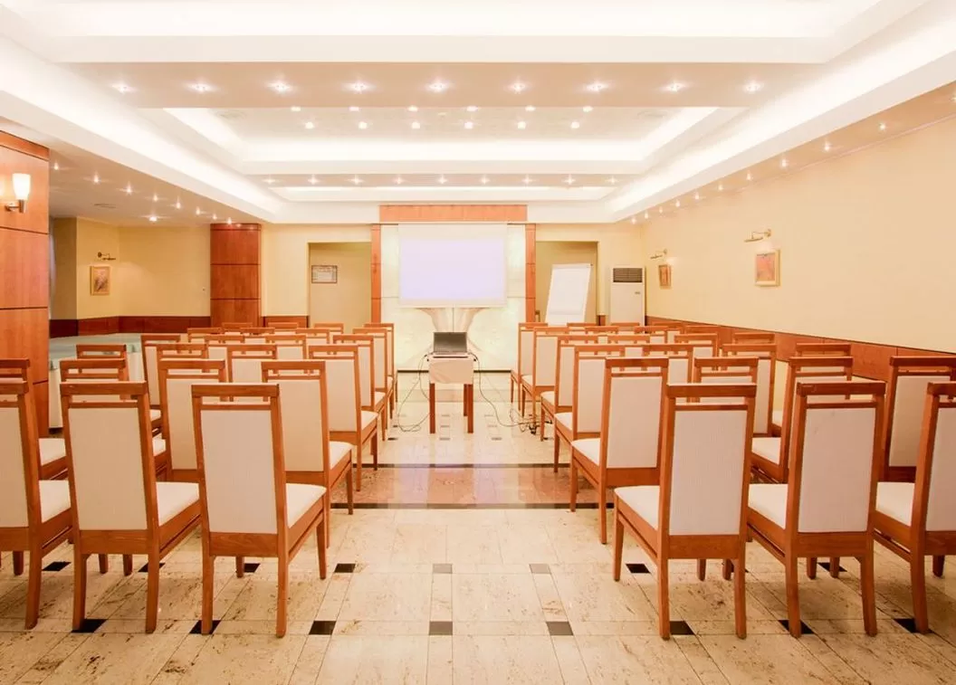 Revelion 2025 Bistrita Grand Hotel Coroana