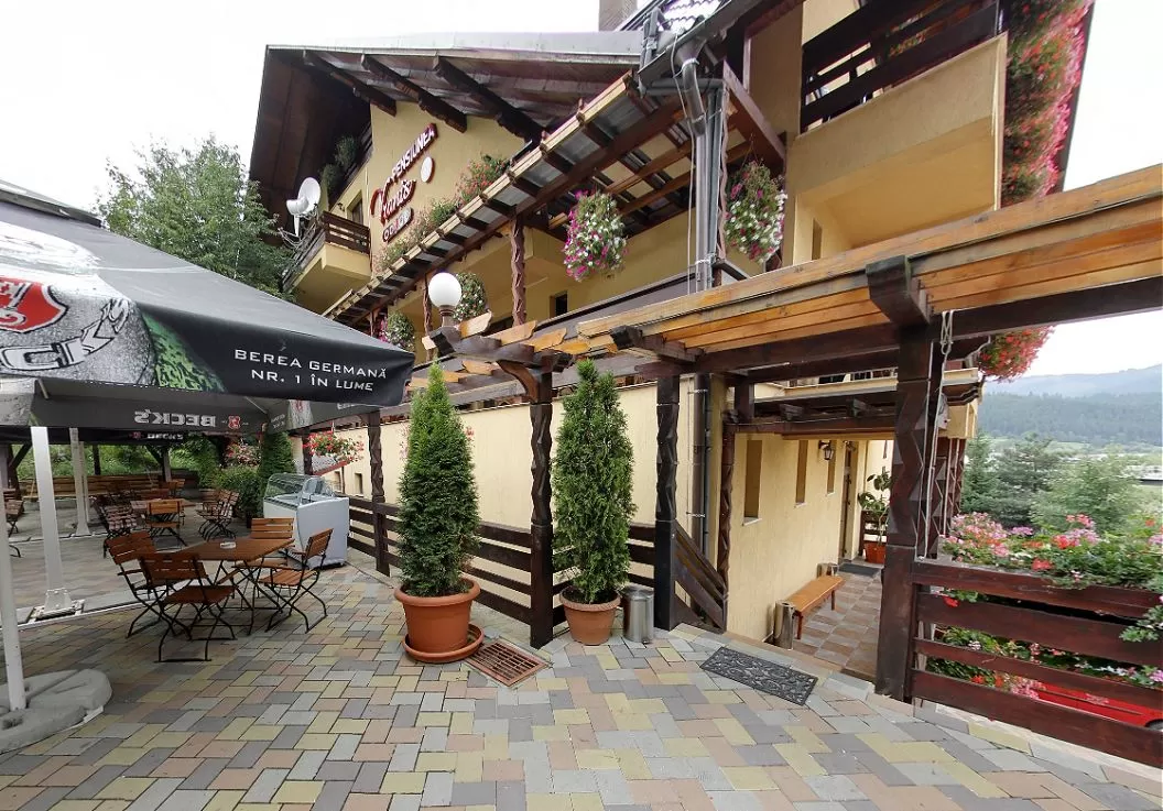 Sarbatori de Pasti 2025 Bucovina Sadova Pensiunea Vranis