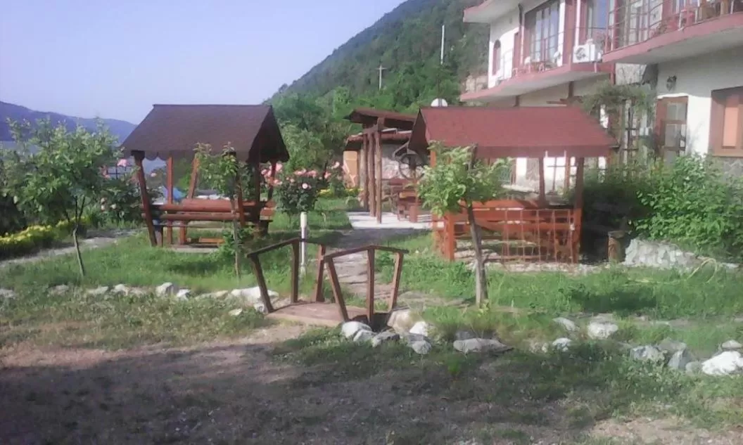 Cazare 2026 Clisura Dunarii Dubova Cabana Delfinul