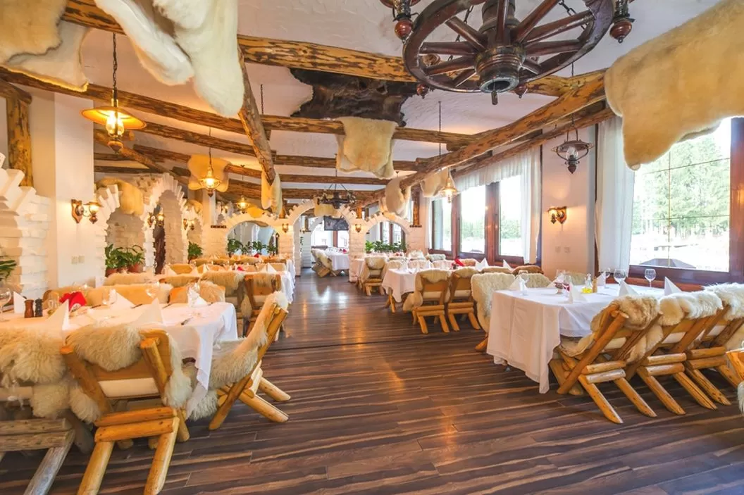 Craciunul 2022 in Poiana Brasov Hotel Aurelius Imparatul Romanilor*****