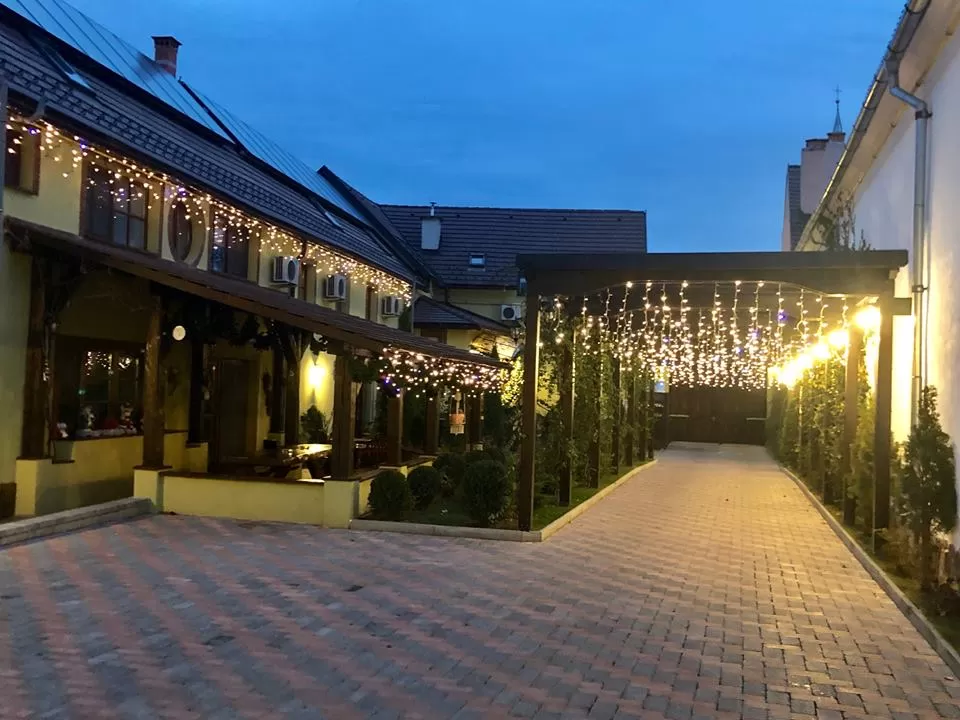 Sejur odihna 2021-2022 Cristian Brasov Ambient Resort*****