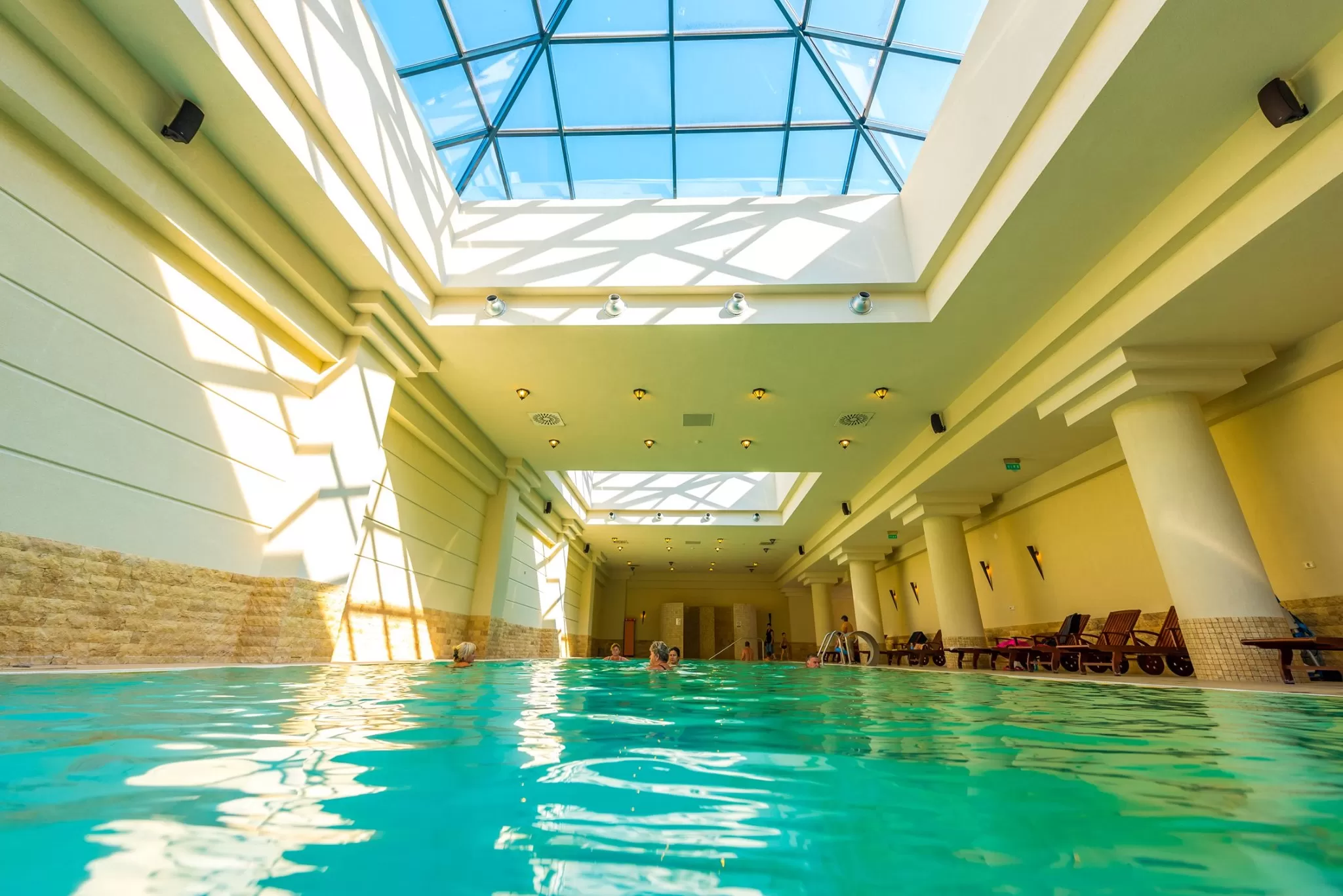 Vacanta pentru Relaxare 2025 Creeaza-ti propria vacanta Buzias Hotel Parc