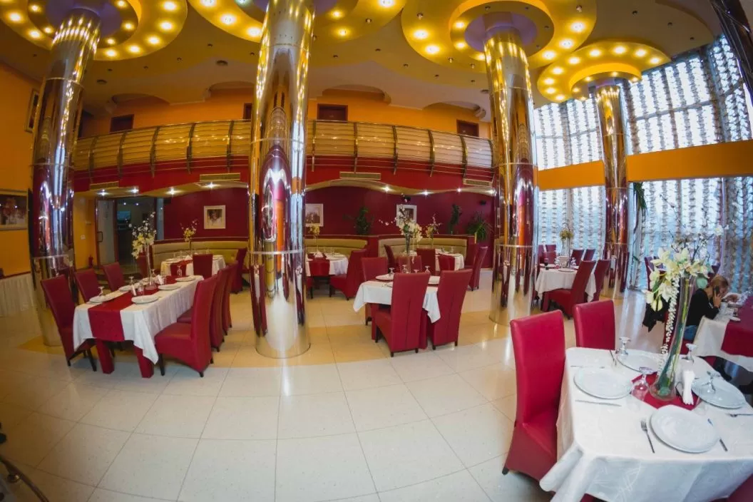 Cazare 2024 Oradea Hotel Silver****