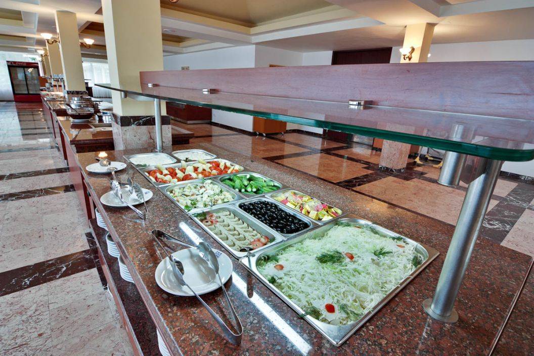 Litoralul pentru toti 2021 Saturn Hotel Cleopatra**** 