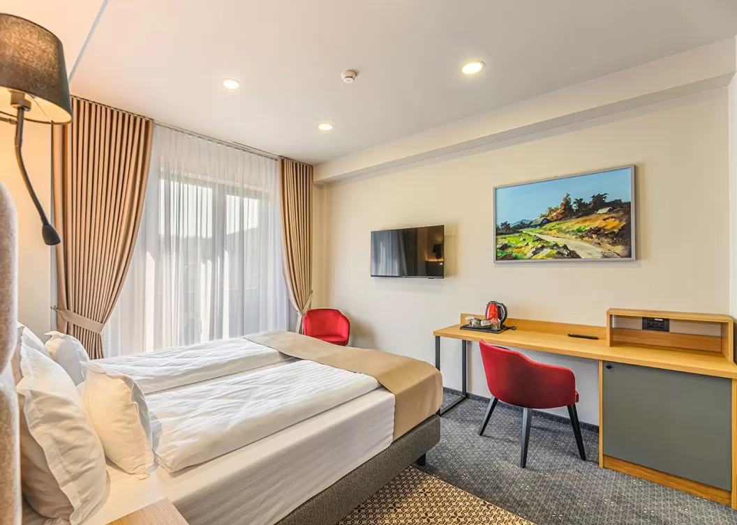 Sejur odihna 2024 in Bucovina Gura Humorului Hotel Dukat