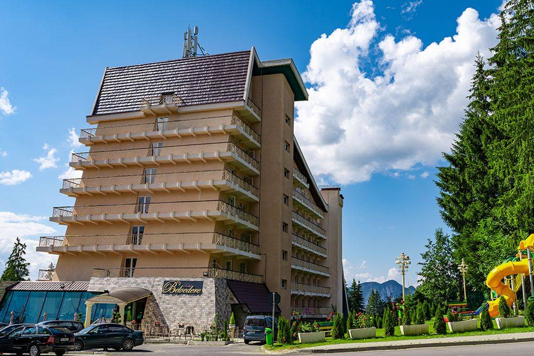 Revelion 2025 la Munte Predeal Hotel Belvedere
