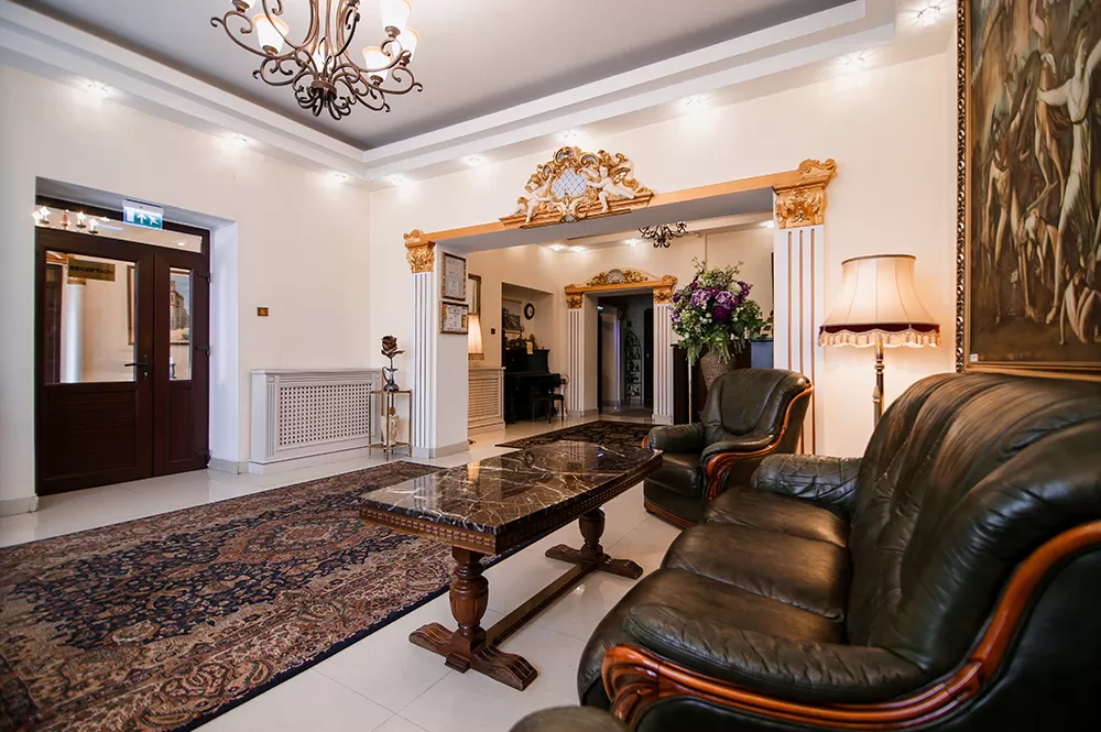 Cazare 2020 Craiova Hotel Royal****