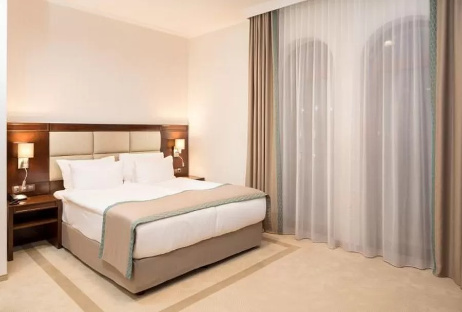Cazare 2024 Bucuresti Hotel Concorde Old Bucharest****