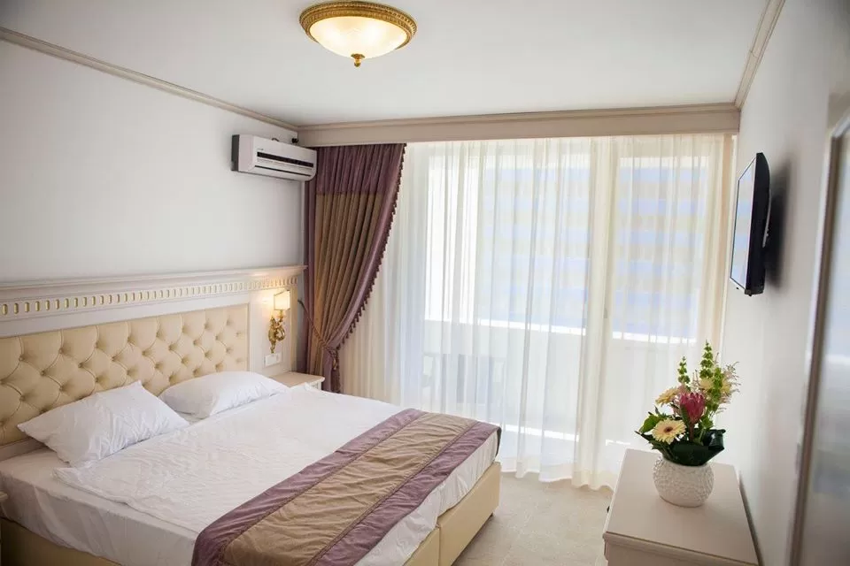 Weekend romantic 2021 la Mamaia Hotel Sulina****