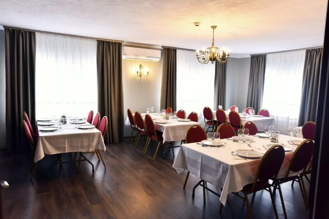 Cazare 2024 Odorheiu Secuiesc Hotel Areo***