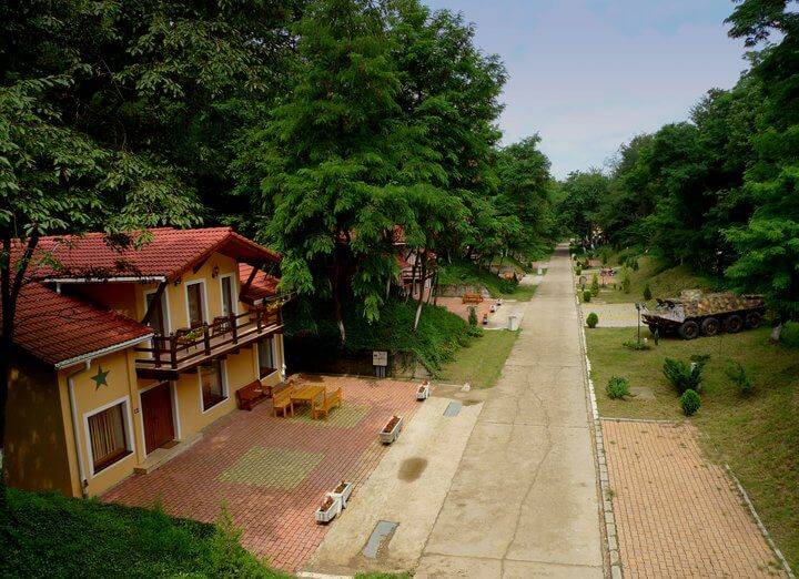 Aventura in Parcul de Distractie Complex Arsenal Aventura & Aqua Park Orastie***