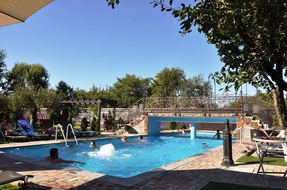 Sejur odihna 2021-2022 Cristian Brasov Ambient Resort*****
