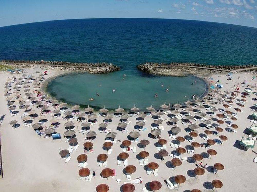 Litoral 2022 Cap Aurora Hotel California***