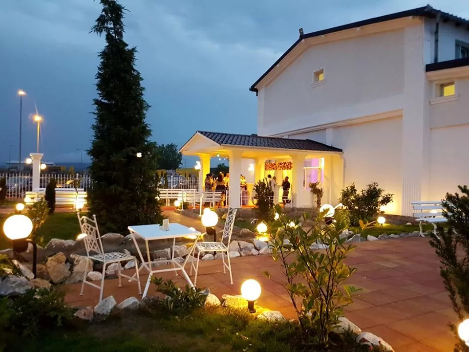 Cazare 2020 Alba Iulia - Hotel Tara**