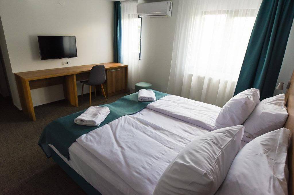 Sejur odihna 2025 in Curtea de Arges Hotel Subcarpati****
