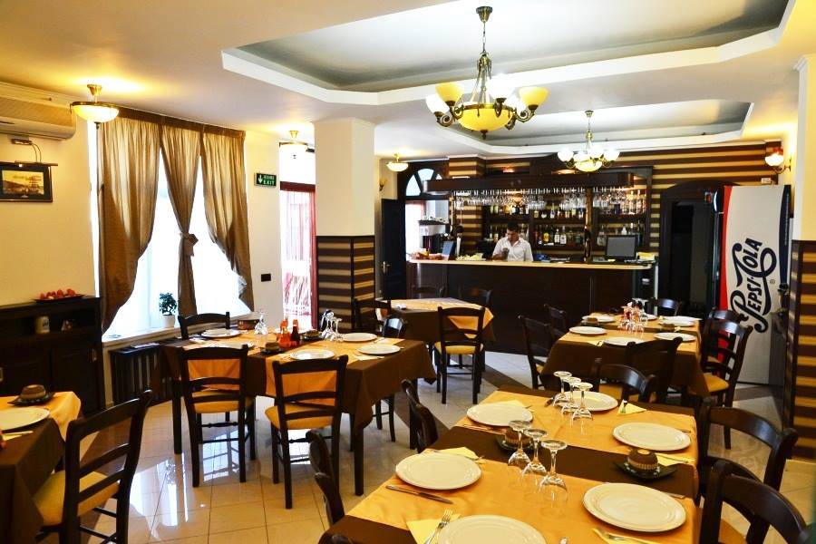 Cazare 2022 Braila Pensiunea Porto Franco Residence****