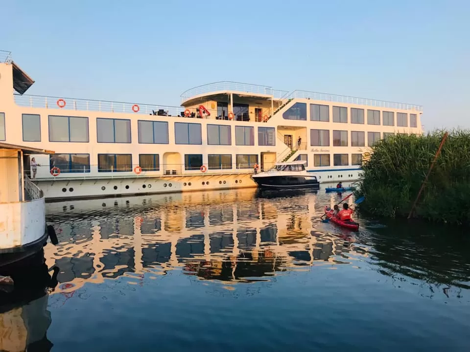 Vacanta in Delta Dunarii Jurilovca Hotel Plutitor Bella Marina