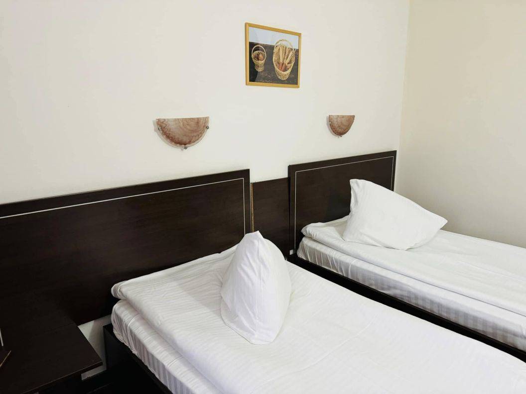 Sarbatori de Pasti 2025 Baile Govora Hotel Oltenia