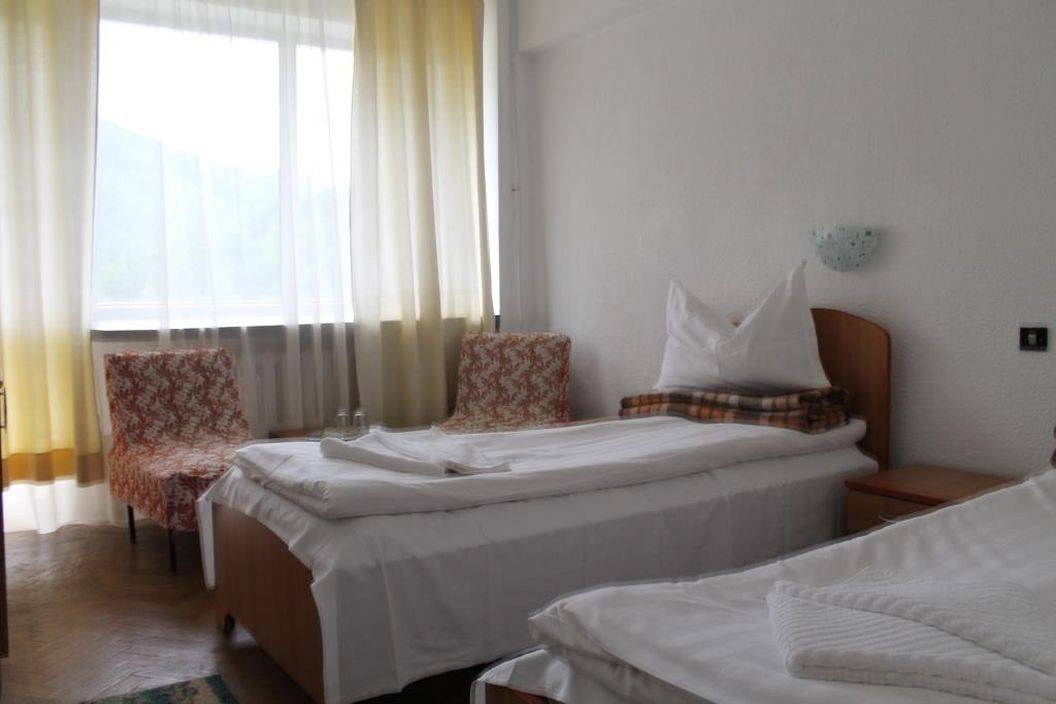 Pachet tratament Sanatate la Slanic Moldova Hotel Venus**