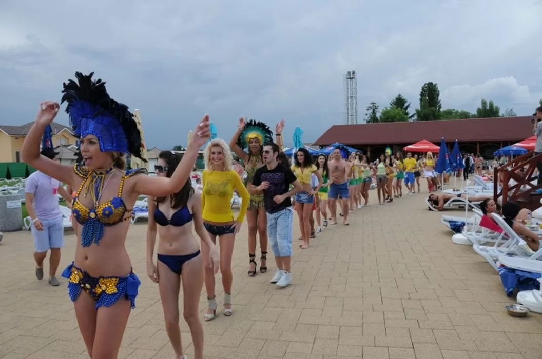 Sejur relaxare 2023 Aqualand Paradisul Acvatic Brasov Hotel Alinalex***