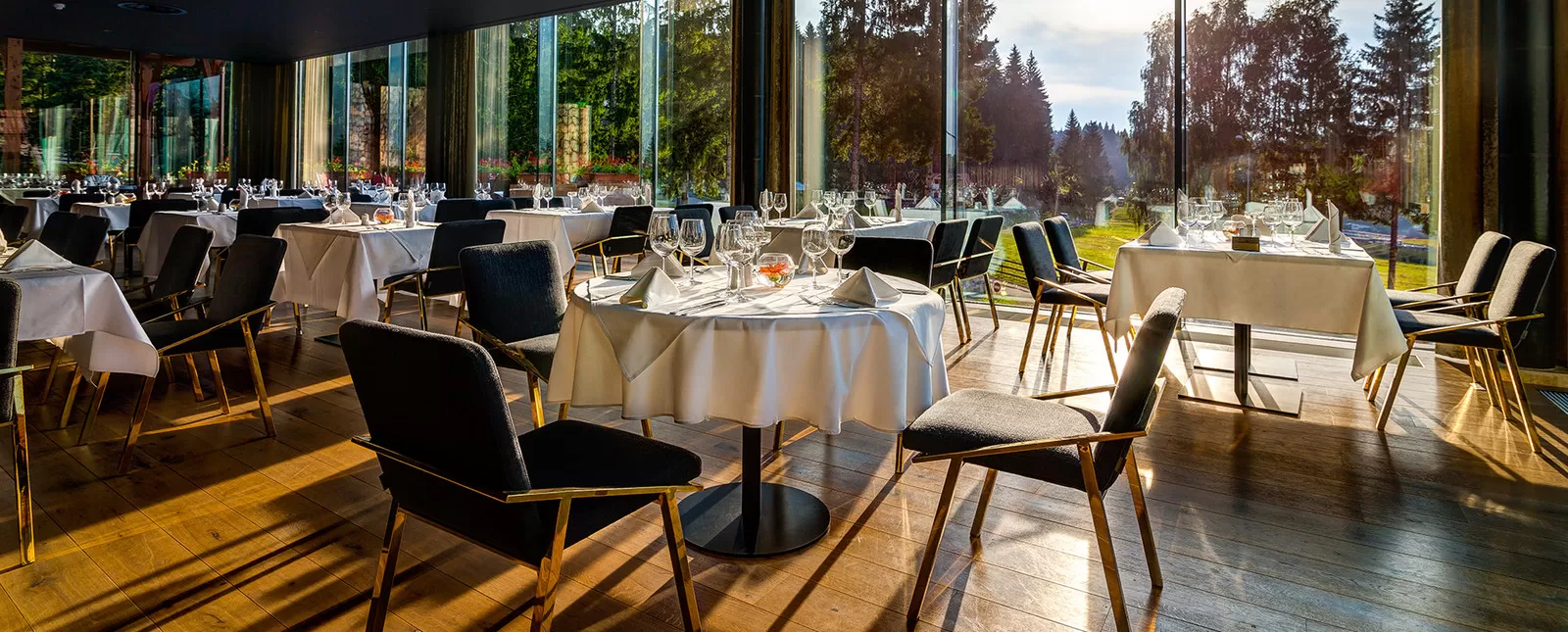 Revelion 2024 la schi in Poiana Brasov Hotel Sport****