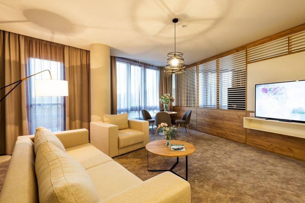Vacanta schi 2020-2021 Pamporovo Hotel Orlovets*****