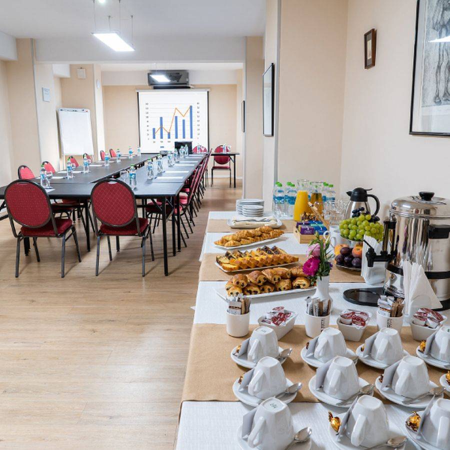 Cazare 2023 Bucuresti Hotel Parliament****