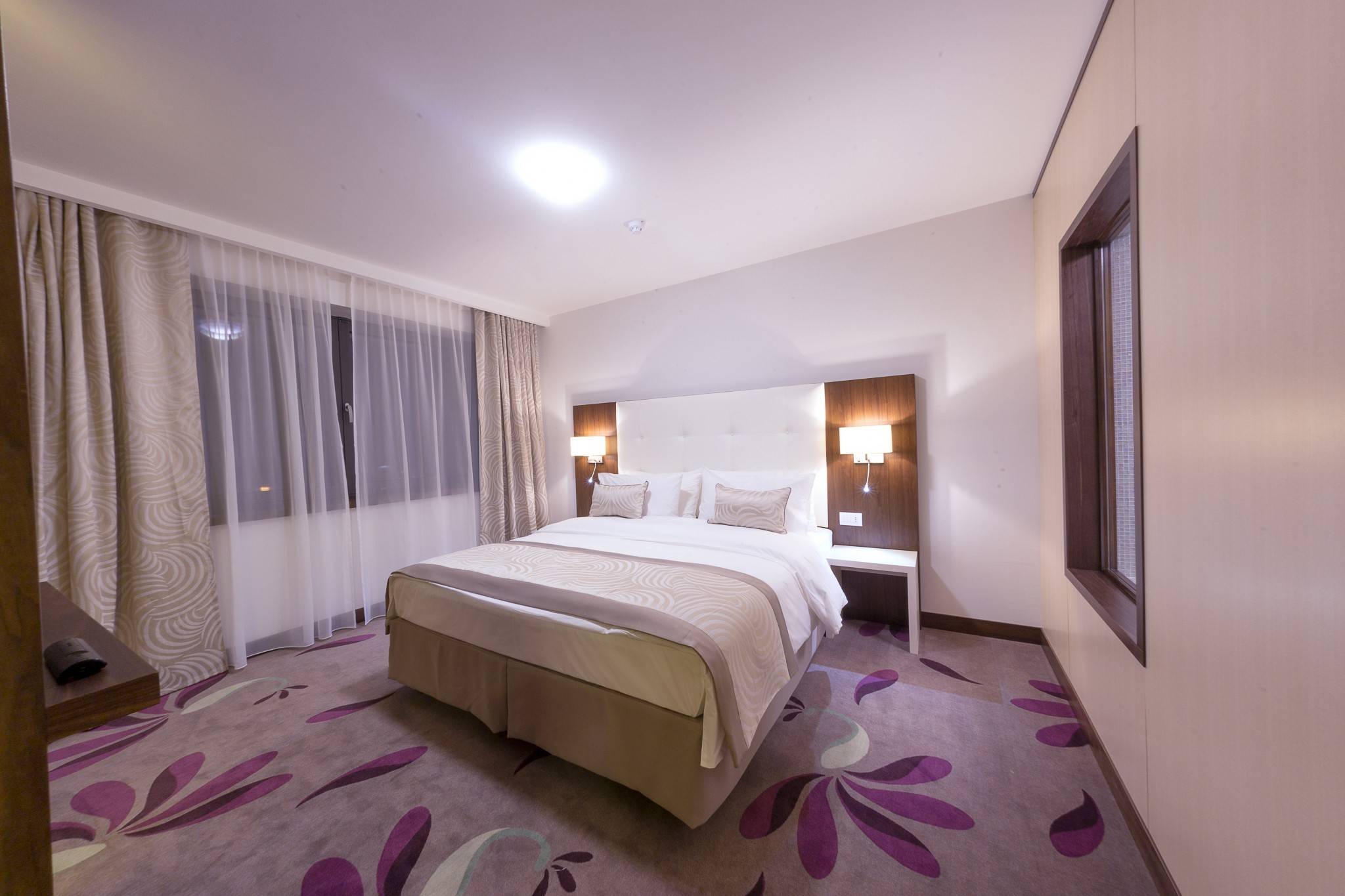 Cazare 2023 Alba Iulia Hotel Transilvania**** 