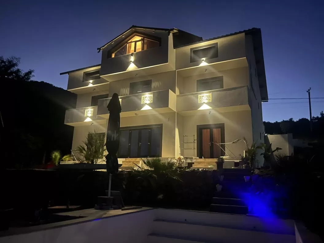 Vacanta 2026 in Clisura Dunarii Eselnita SPA Riviera 990 Ambasador