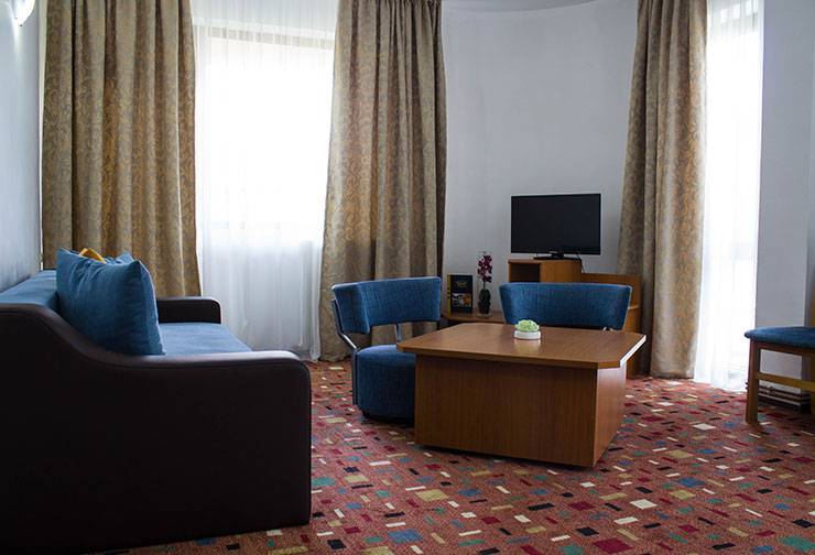 Sarbatori de Pasti 2023 Predeal Hotel Hera***