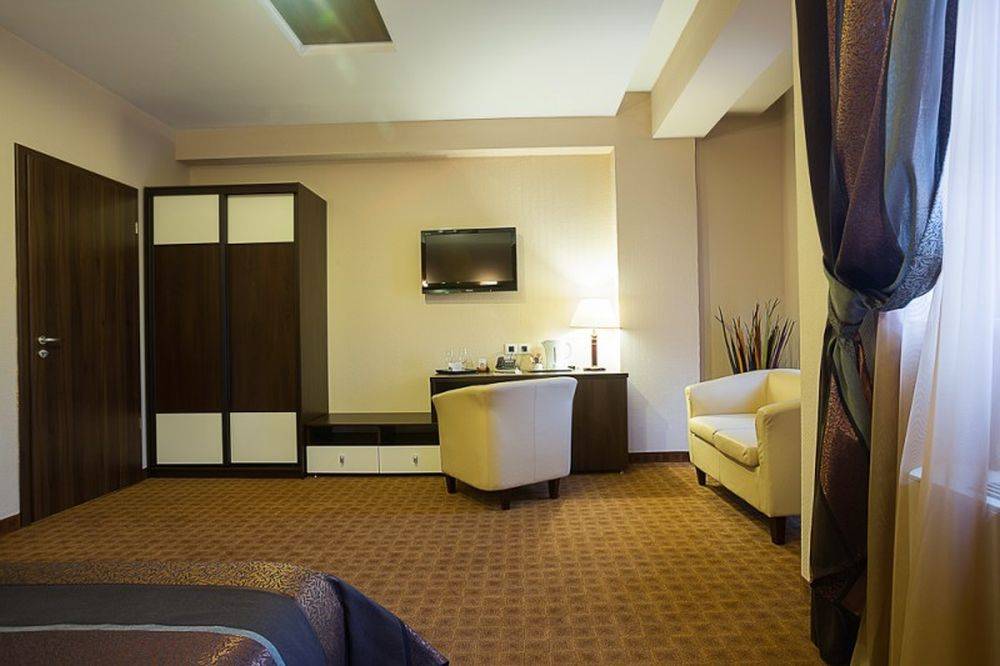 Cazare 2023 Bucuresti Hotel Inter Business****