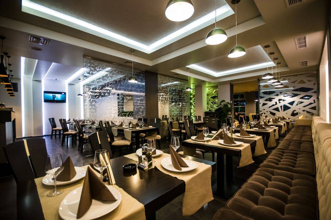Cazare 2021 Targu Jiu Hotel Aqua***