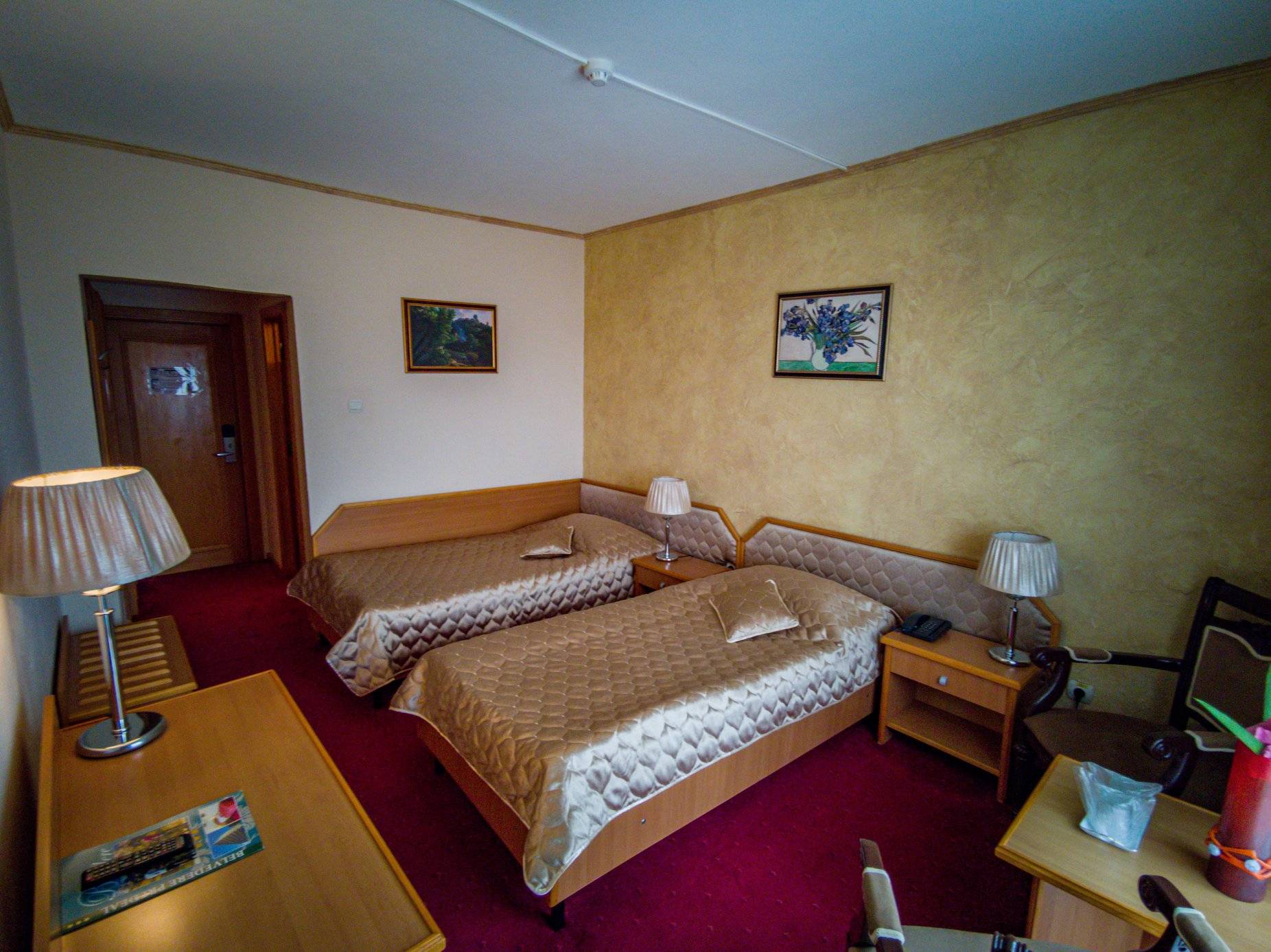 Revelion 2025 la Munte Predeal Hotel Belvedere