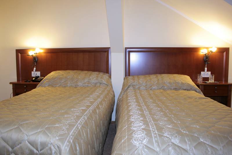 Cazare 2021 Oradea – Hotel Maxim***