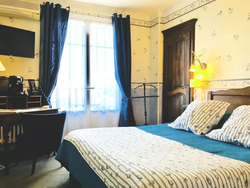 Litoral 2021 Coasta de Azur Juan les Pins Hotel Le Pre Catelan***