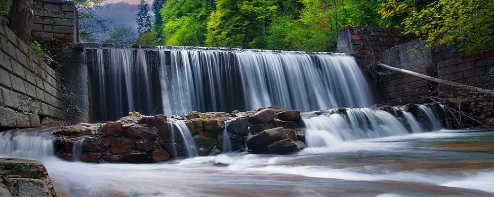 Slănic Moldova – locul unde natura vindecă, liniștea inspiră, iar fiecare zi devine o poveste
