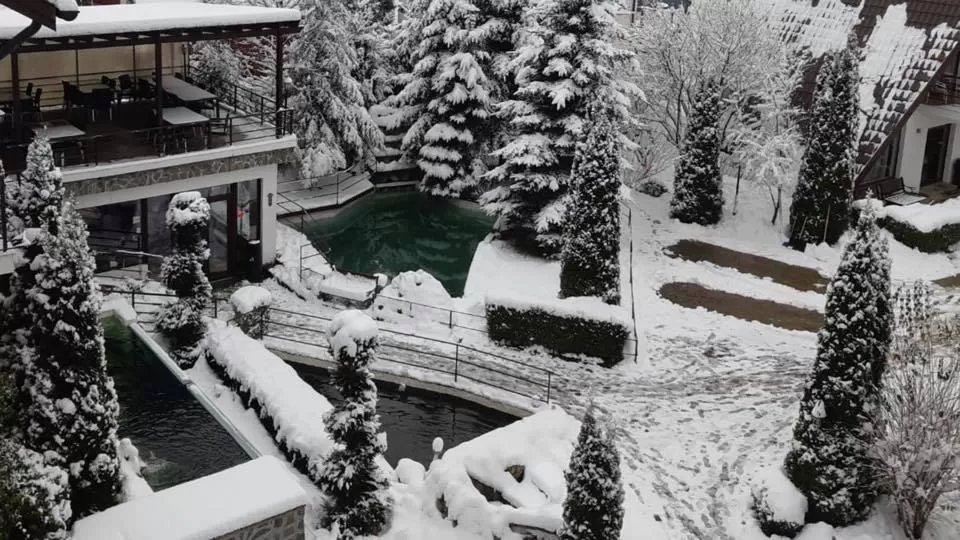 Revelion 2023 Poiana Tapului Busteni Hotel Izvorul cu Pastravi
