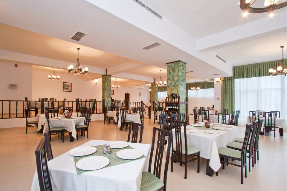 Sarbatori de Pasti 2024 Calimanesti Hotel Orizont Cozia