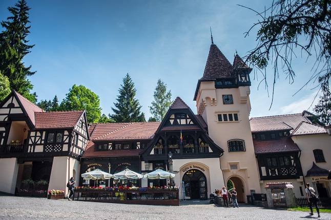 Sarbatori de Pasti 2025 Sinaia Complex La Tunuri & Vila Economat****