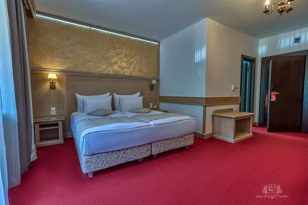 Vacanta 2021 la Lacul Rosu Hotel Lacul Rosu****