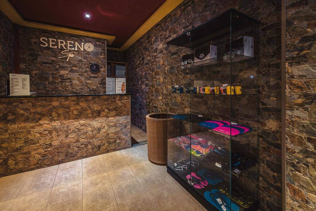 Vacanta schi 2023 Poiana Brasov Hotel Piatra Mare**** 