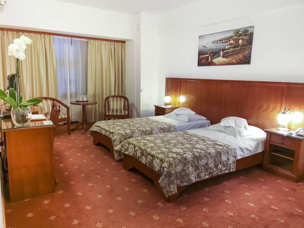 Cazare 2021 Craiova Hotel Emma West**** 
