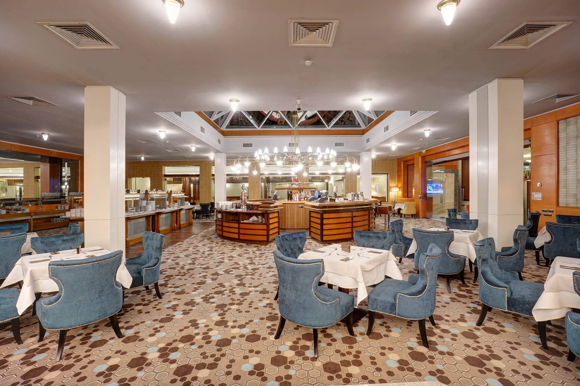  Cazare 2022 Brasov Complex Aro Palace*****
