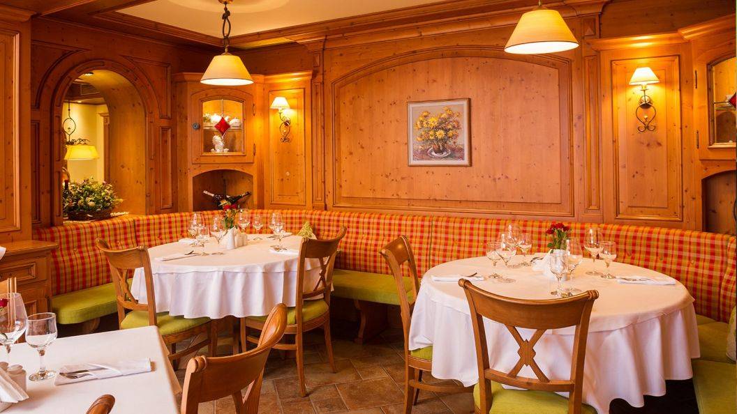 Cazare 2021 Suceava – Hotel Sonnenhof****