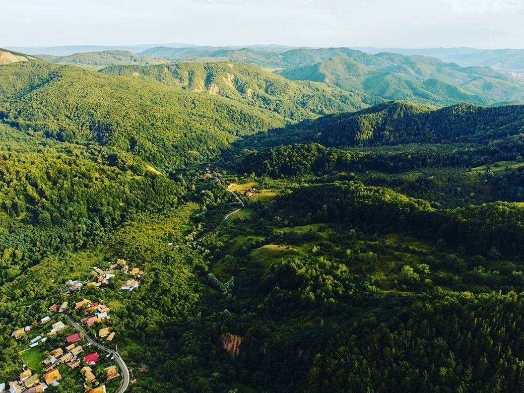 Sarbatori de Pasti 2025 Alunis Colti Plaiul Alunisului