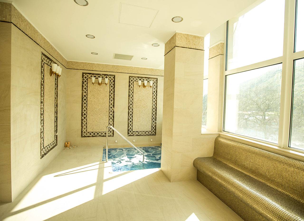 Martisor si Ziua Femeii 2025 Baile Herculane Grand Hotel Minerva Resort SPA****