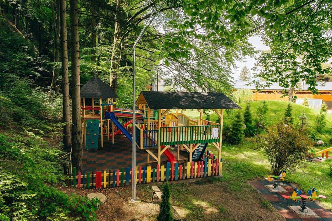 Craciun 2022 in Bucovina Voronet Pensiunea La Conac in Bucovina****