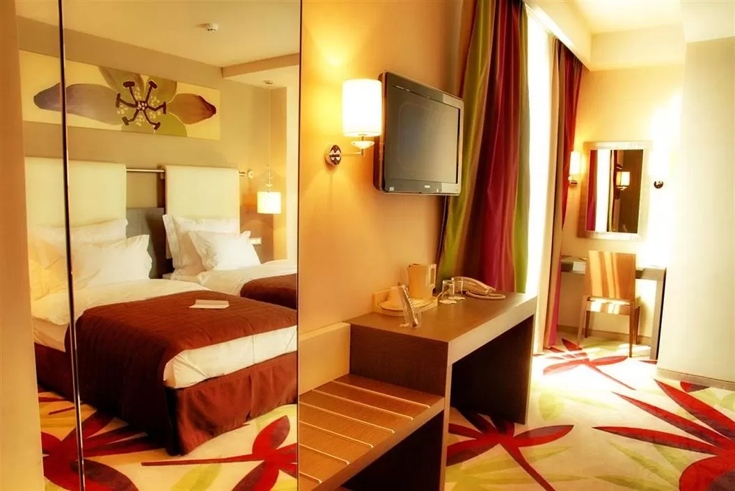 Cazare 2020 Cluj Napoca Hotel Golden Tulip Ana Dome****