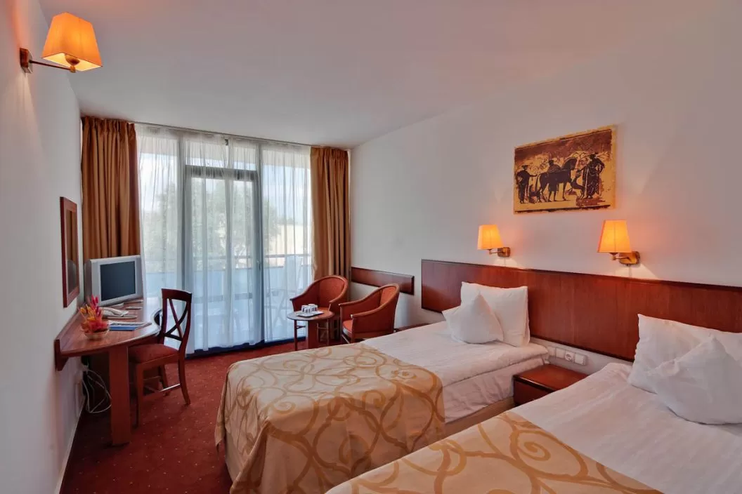 Litoralul pentru toti 2021 Saturn Hotel Cleopatra**** 